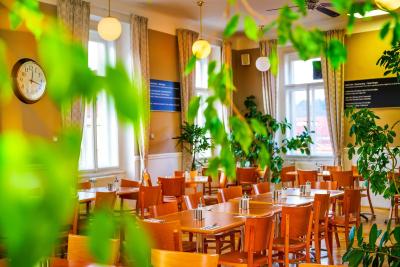 مترپلیتان اُلد تون هتل