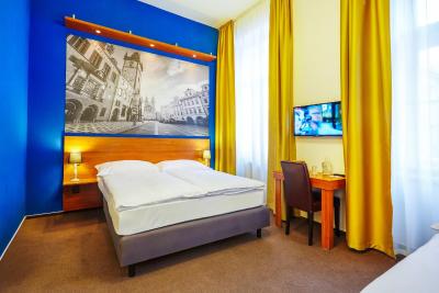 مترپلیتان اُلد تون هتل