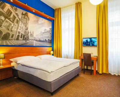 مترپلیتان اُلد تون هتل