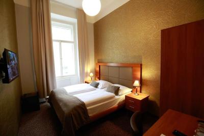 مترپلیتان اُلد تون هتل