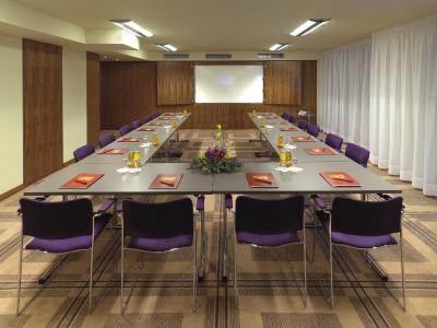 ک-ک هتل اُپرا