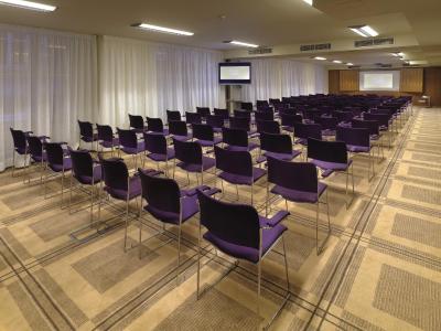 ک-ک هتل اُپرا