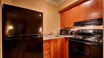 بست وسترن پلاس رس سیتی سویتز