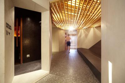 پارختل بلوو