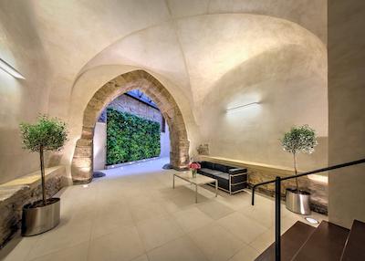 هتل بیشپ-اس هوس