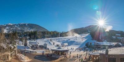 ساندیال بوتیک هتل