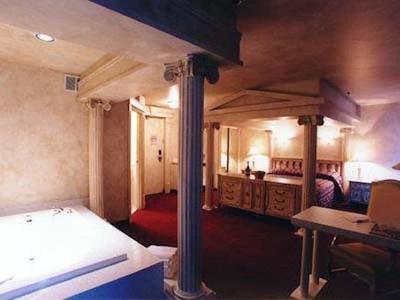 کاناد اینز دستینیشن سنتر فرت گاری