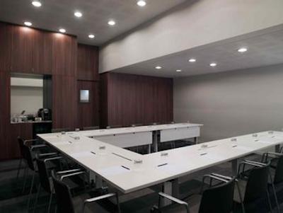 پولمن پاریس ایفل تاور هتل