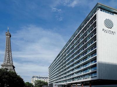 پولمن پاریس ایفل تاور هتل
