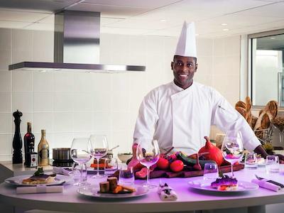 پولمن پاریس ایفل تاور هتل