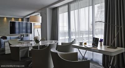 پولمن پاریس ایفل تاور هتل