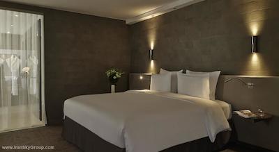 پولمن پاریس ایفل تاور هتل