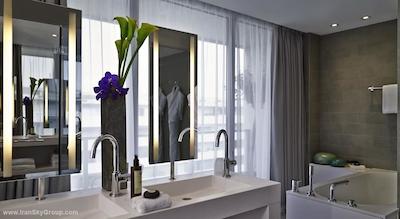 پولمن پاریس ایفل تاور هتل