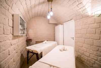 هتل لس بولس د پاریس