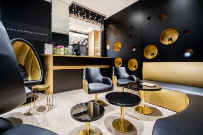 هتل لس بولس د پاریس