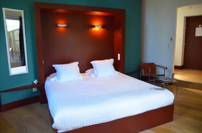 اکسکلوسیو لا میسُن بردیوکس