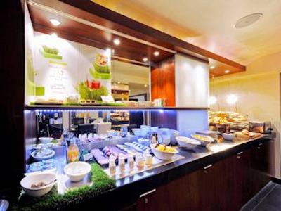 مرکور پاریس تور ایفل پونت میرابیو