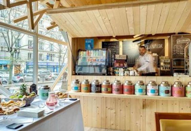 آیبیس پاریس تور ایفل کامبرون 15ام