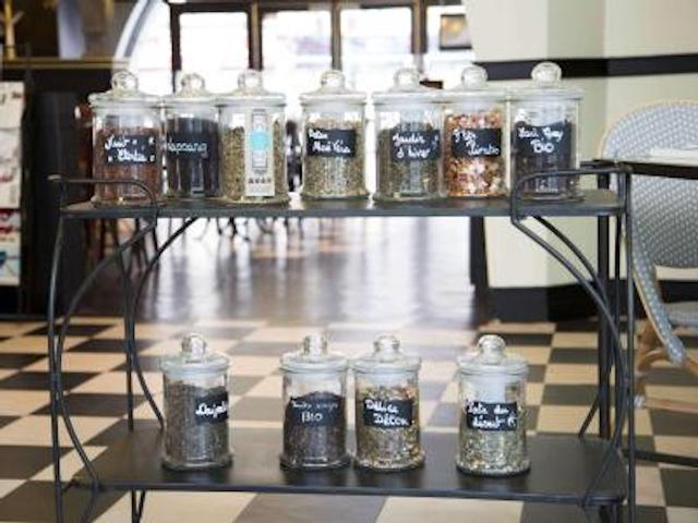 آیبیس پاریس تور ایفل کامبرون 15ام