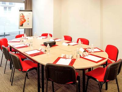 ایبیز بن سنتر