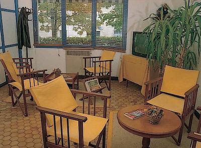 د اُریجینالز بیاریتز ارپرت اماریز