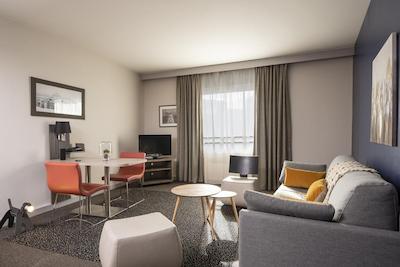 اداجیو لا دفنس اسپلنید