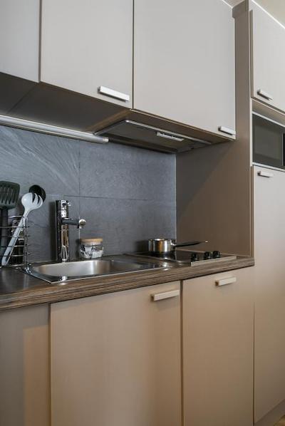 اداجیو لا دفنس اسپلنید