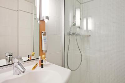 ایبیز لیل سنتر گارز