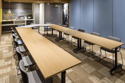 ایبیز لیل سنتر گارز