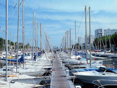 هتل ایبیز لرینت سنتر گار