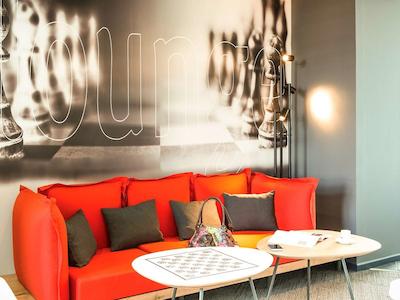 هتل ایبیز لرینت سنتر گار