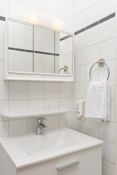 اداجیو اکسس لا دفنس لئونارد داوینچی