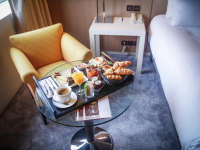 هتل پولمان بردیوکس لاک