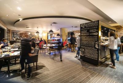 هتل پولمان بردیوکس لاک