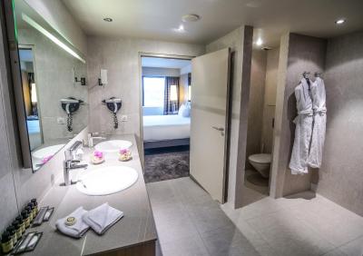 هتل پولمان بردیوکس لاک