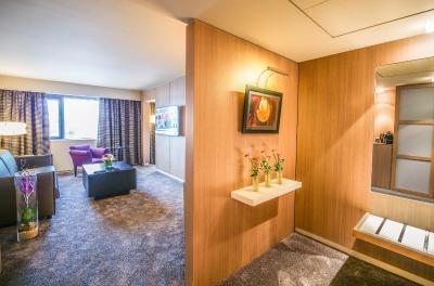 هتل پولمان بردیوکس لاک