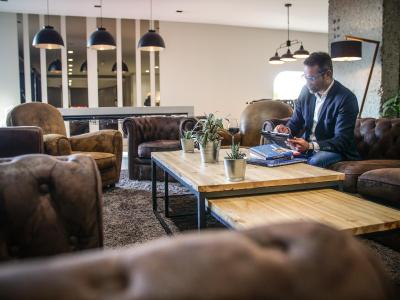 هتل پولمان بردیوکس لاک