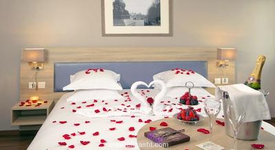 رسیدهم پاریس ایسی-لس-مولیناکس