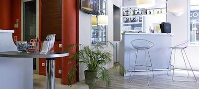 هتل لین کرویکس-روس هنن