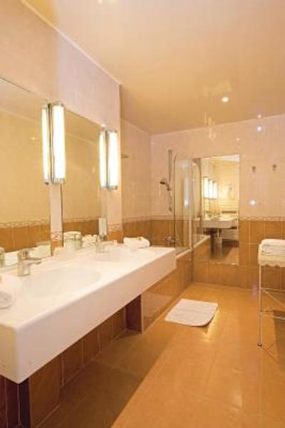 هتل ل ریال نیس