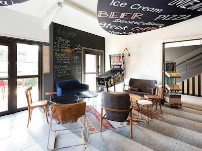 هتل ایبیز بردیوکس ارپرت