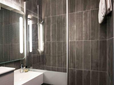 هتل ایبیز بردیوکس ارپرت