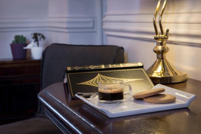 د لا پرت دری