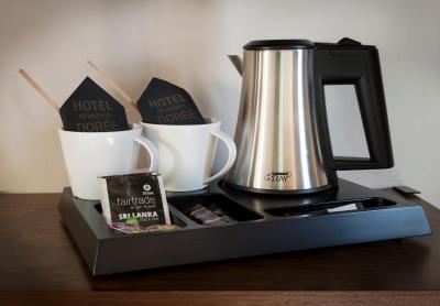 د لا پرت دری