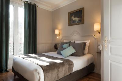 د لا پرت دری