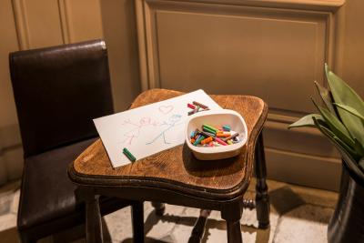 د لا پرت دری