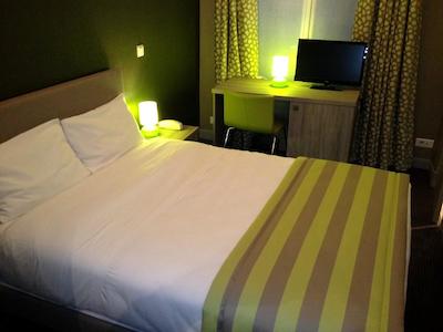 29 لپیک مونمارتر