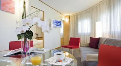 نووتل پاریس پورت دورلینز