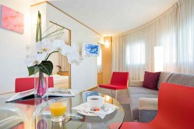 نووتل پاریس پورت دورلینز