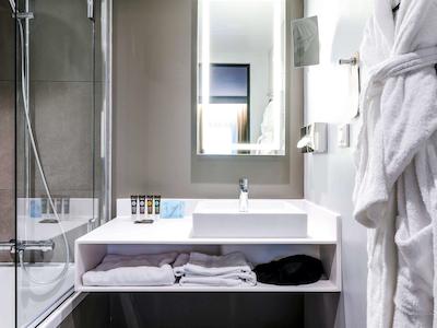 نووتل پاریس پورت دورلینز